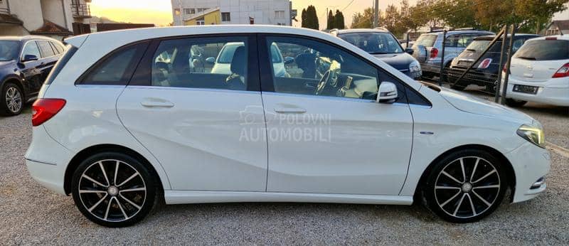 Mercedes Benz B 200 PREMIUM SPORT