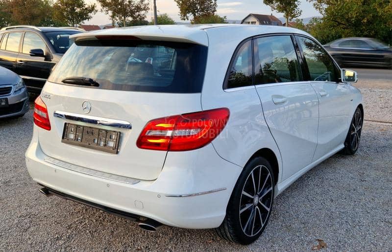 Mercedes Benz B 200 PREMIUM SPORT