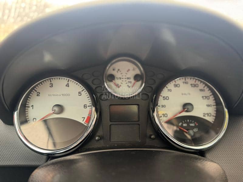 Peugeot 207 xsi turbo