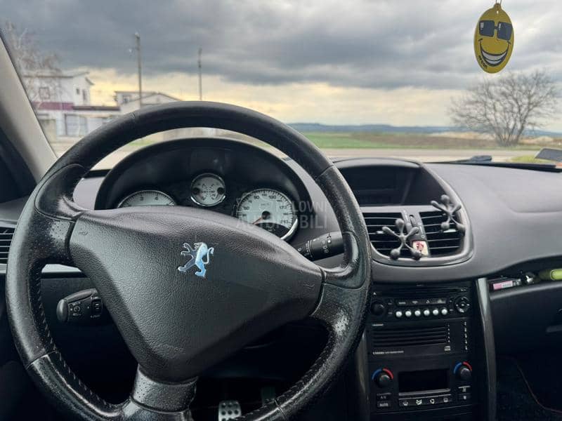 Peugeot 207 xsi turbo