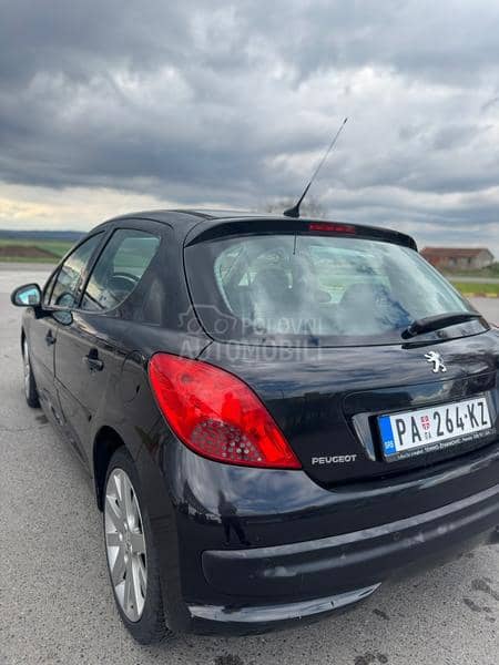 Peugeot 207 xsi turbo
