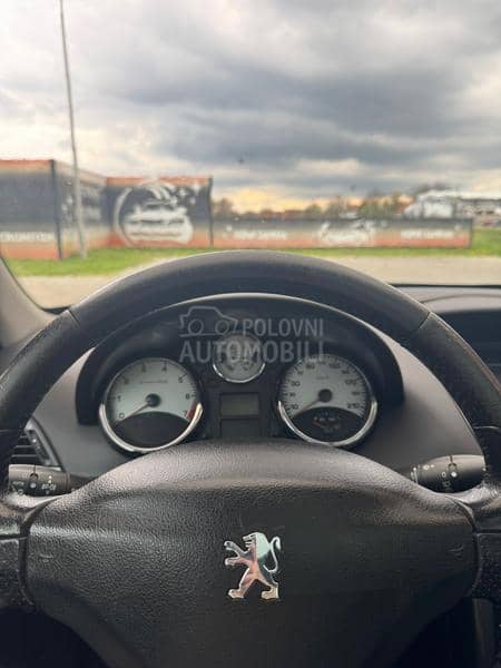 Peugeot 207 xsi turbo