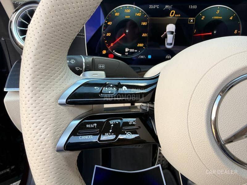 Mercedes Benz E 220 AMG/pano/hud/acc