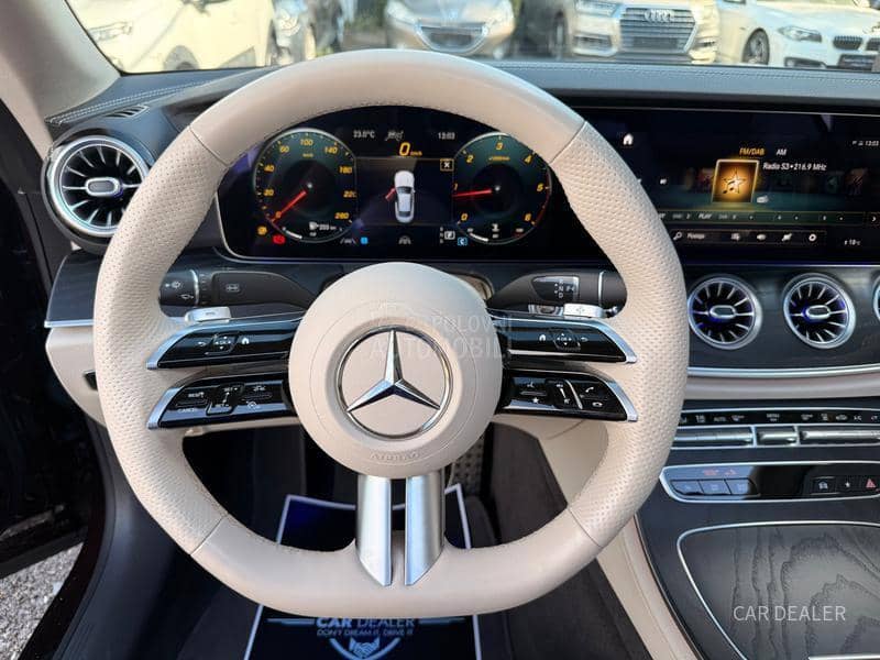 Mercedes Benz E 220 AMG/pano/hud/acc