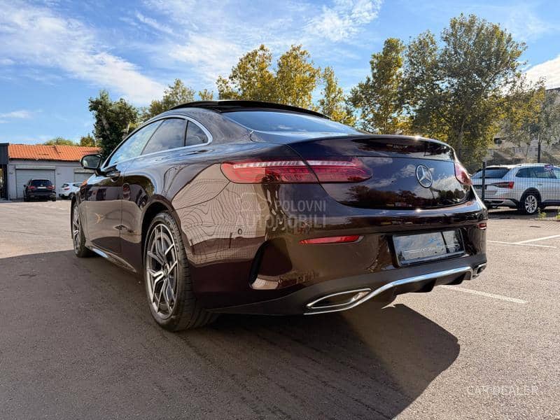 Mercedes Benz E 220 AMG/pano/hud/acc