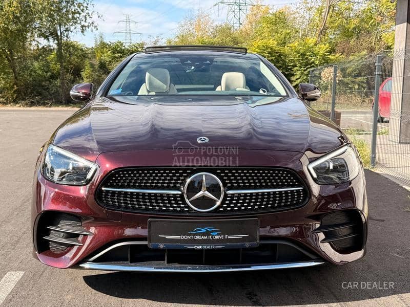 Mercedes Benz E 220 AMG/pano/hud/acc