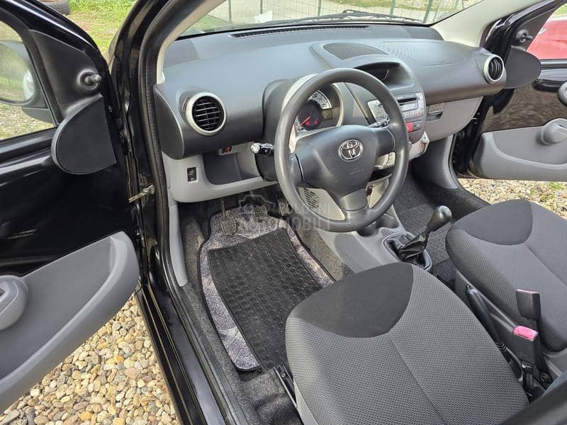 Toyota Aygo 1.0 vvti cool Toyota Aygo 1.0 vvti cool