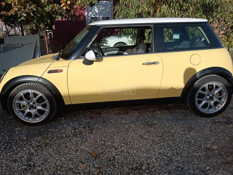 MINI Cooper 1.6