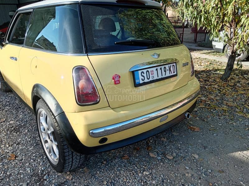 MINI Cooper 1.6