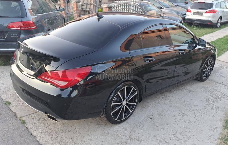 Mercedes Benz CLA 180 1.6 AMG