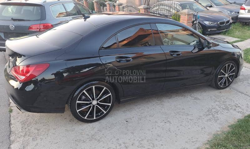 Mercedes Benz CLA 180 1.6 AMG
