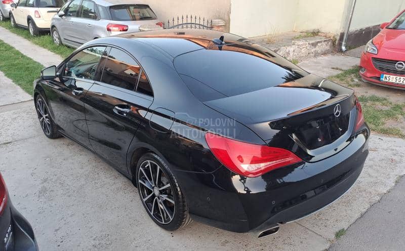 Mercedes Benz CLA 180 1.6 AMG