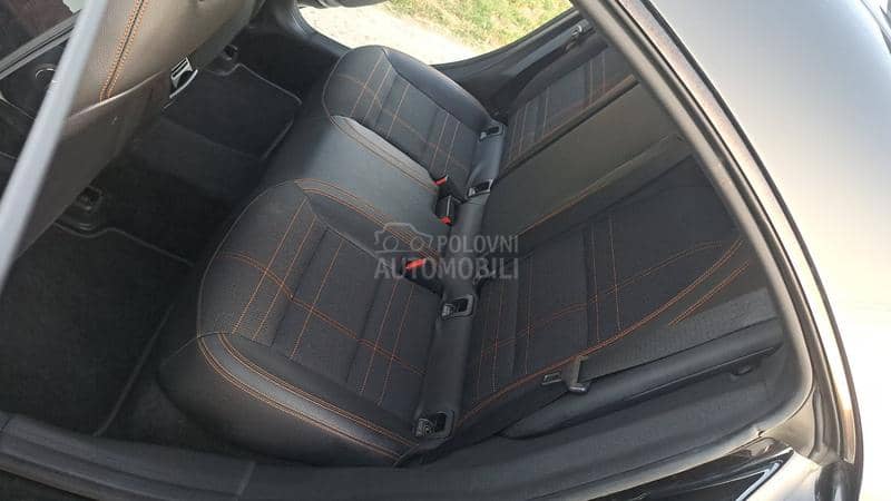 Mercedes Benz CLA 180 1.6 AMG