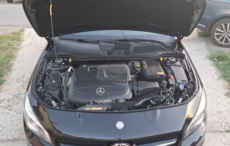 Mercedes Benz CLA 180 1.6 AMG