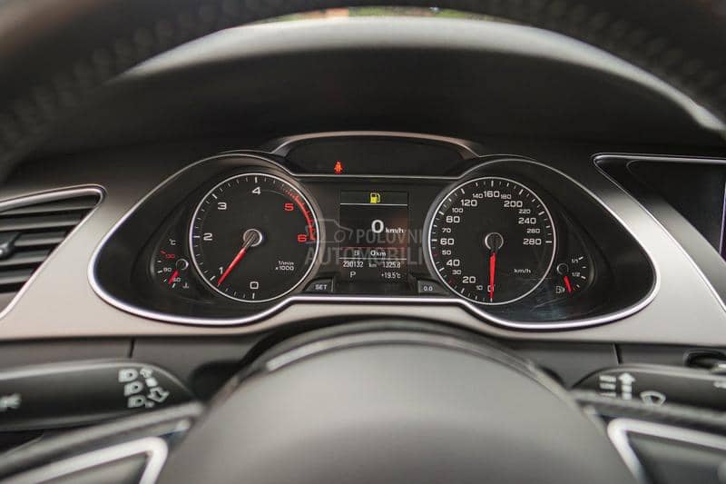 Audi A4 s line perla