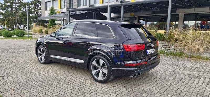 Audi Q7 3,0 TDI 3X S line