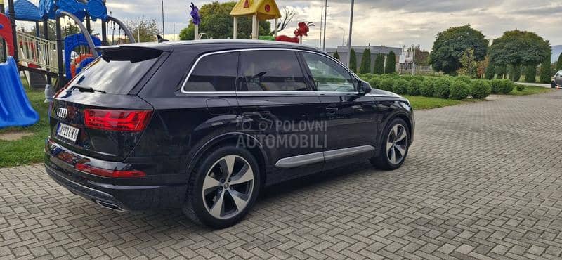 Audi Q7 3,0 TDI 3X S line