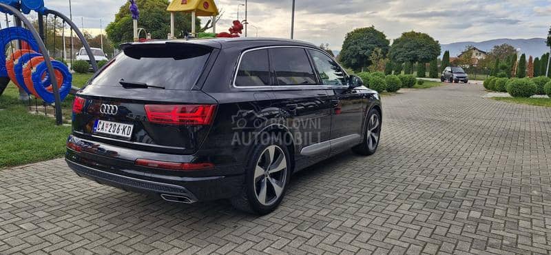 Audi Q7 3,0 TDI 3X S line