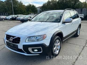 Volvo XC70 2.0D3 MOMENTUM N0V