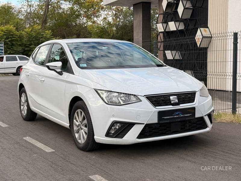 Seat Ibiza 1.6tdi/nav/kam