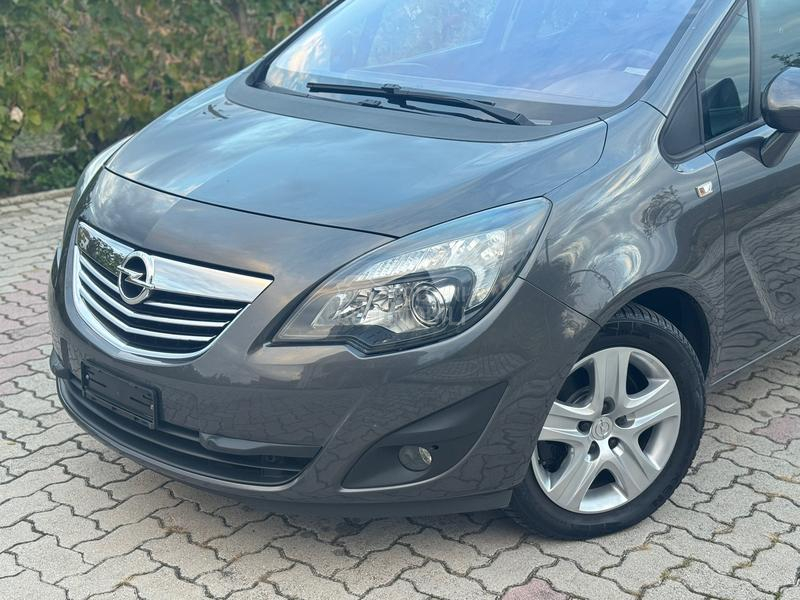 Opel Meriva 1.4 COSMO CH
