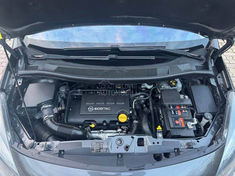 Opel Meriva 1.4 COSMO CH