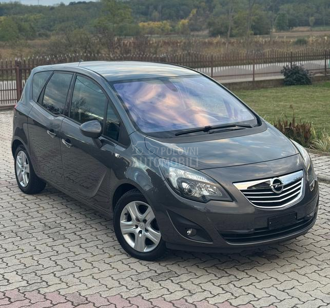 Opel Meriva 1.4 COSMO CH