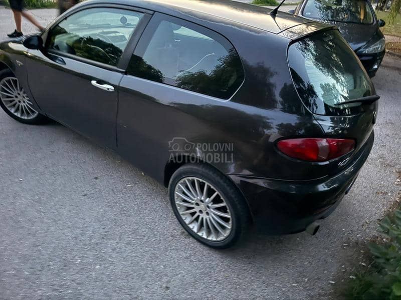 Alfa Romeo 147 