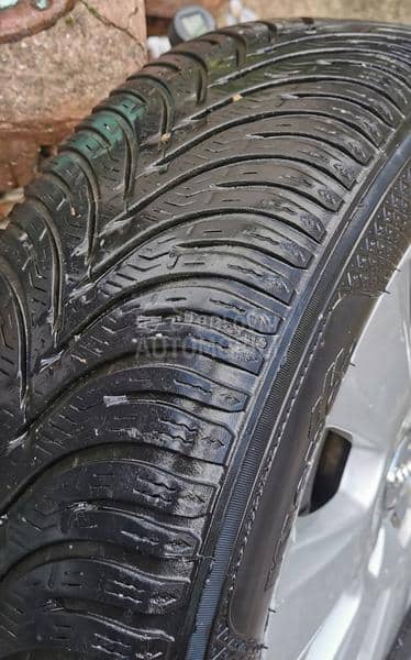 Aluminijumske felne Ronal sa gumama 15" 5 x 112