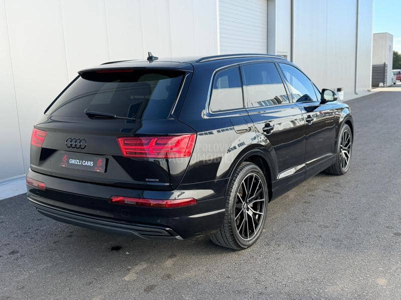 Audi Q7 etron/matrix/air