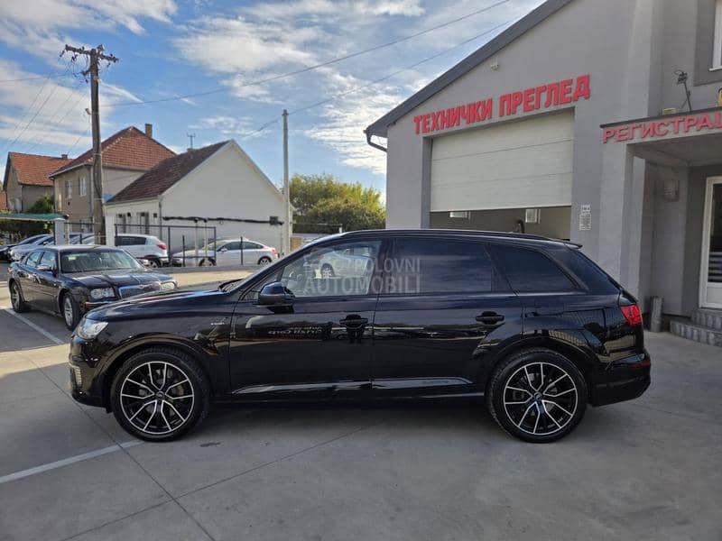 Audi Q7 etron/matrix/air
