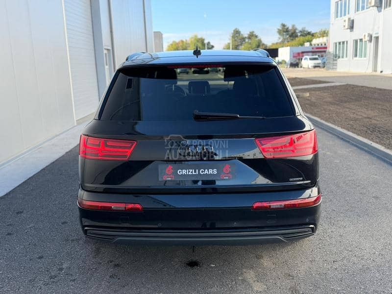 Audi Q7 etron/matrix/air