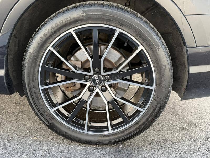 Audi Q7 etron/matrix/air