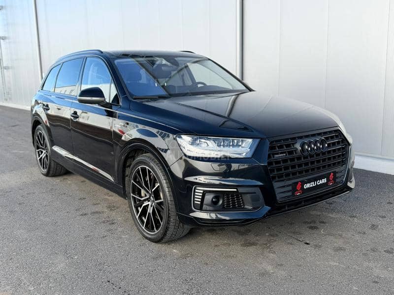 Audi Q7 etron/matrix/air