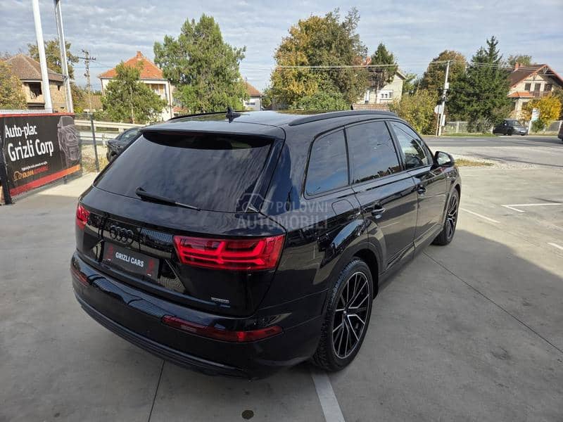 Audi Q7 etron/matrix/air