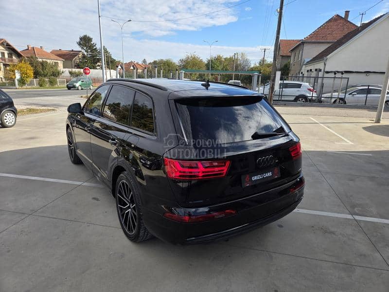Audi Q7 etron/matrix/air