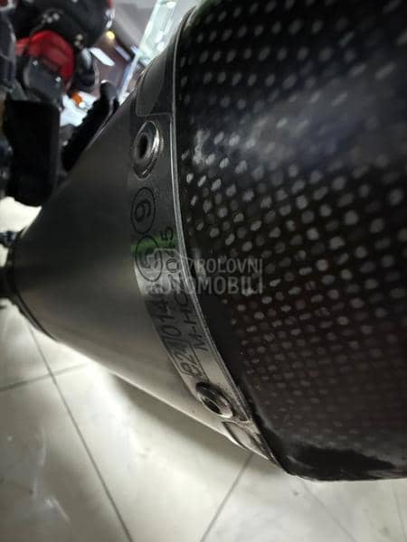 Kawasaki Z 750 R AKRAP ABS