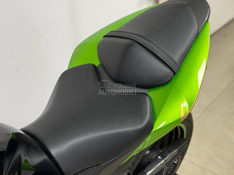 Kawasaki Z 750 R AKRAP ABS