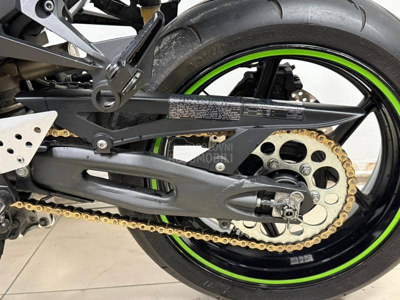 Kawasaki Z 750 R AKRAP ABS