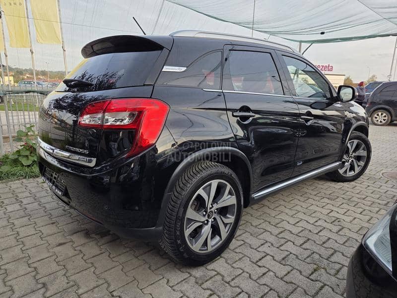 Citroen C4 Aircross 1.6hdi 4x4 F.U.L.L Citroen C4 Aircross 1.6hdi 4x4 F.U.L.L