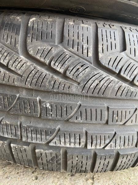 Pirelli 225/55 R17 Zimska