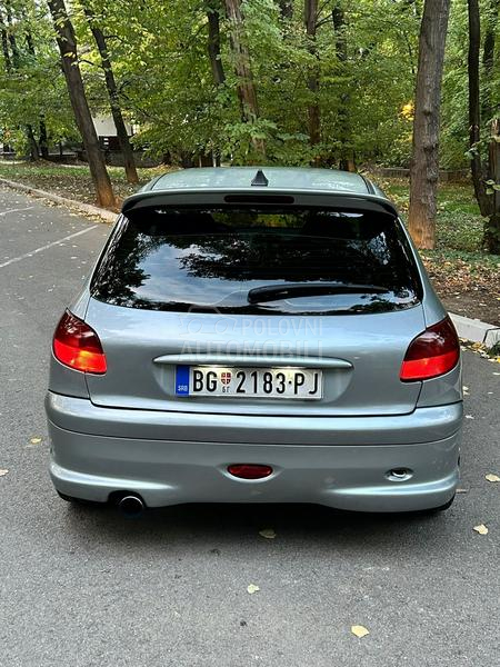 Peugeot 206  Peugeot 206