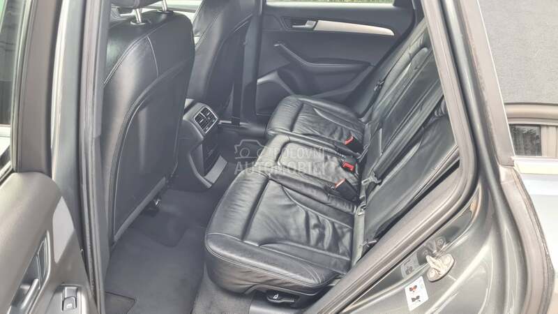 Audi Q5 2.0TDI  S-LINE