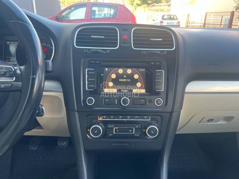 Volkswagen Golf 6 2.0 HIGHLINE ŠIBER
