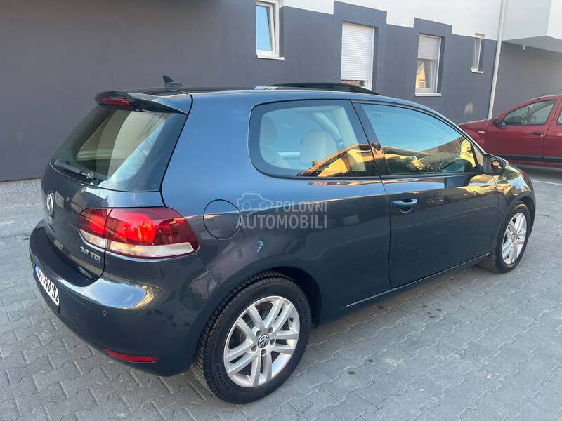 Volkswagen Golf 6 2.0 HIGHLINE ŠIBER