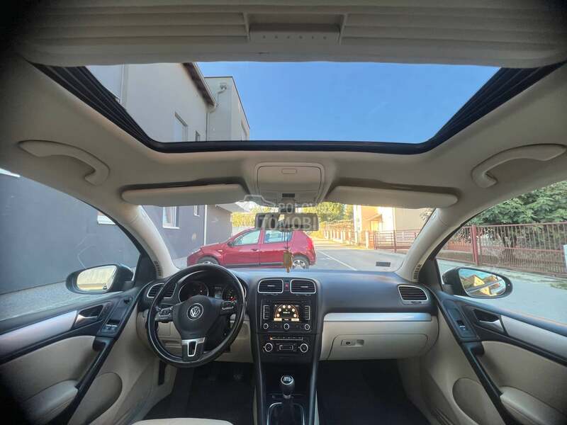 Volkswagen Golf 6 2.0 HIGHLINE ŠIBER