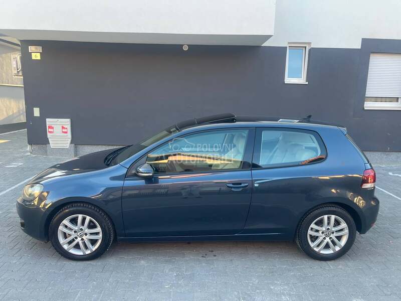 Volkswagen Golf 6 2.0 HIGHLINE ŠIBER