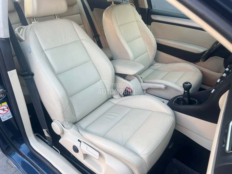 Volkswagen Golf 6 2.0 HIGHLINE ŠIBER