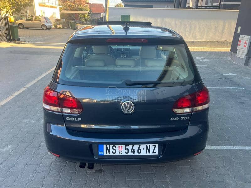 Volkswagen Golf 6 2.0 HIGHLINE ŠIBER