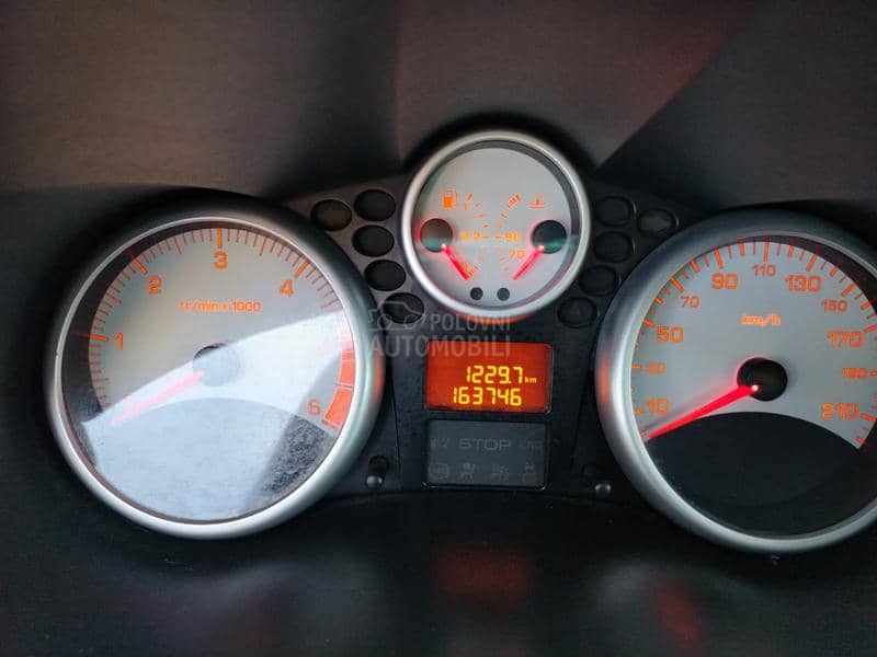 Peugeot 206 plus 